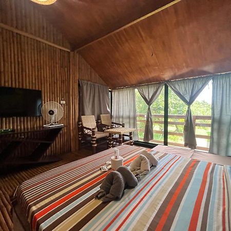 Vistapaloma Beach Resort Odiong Ngoại thất bức ảnh