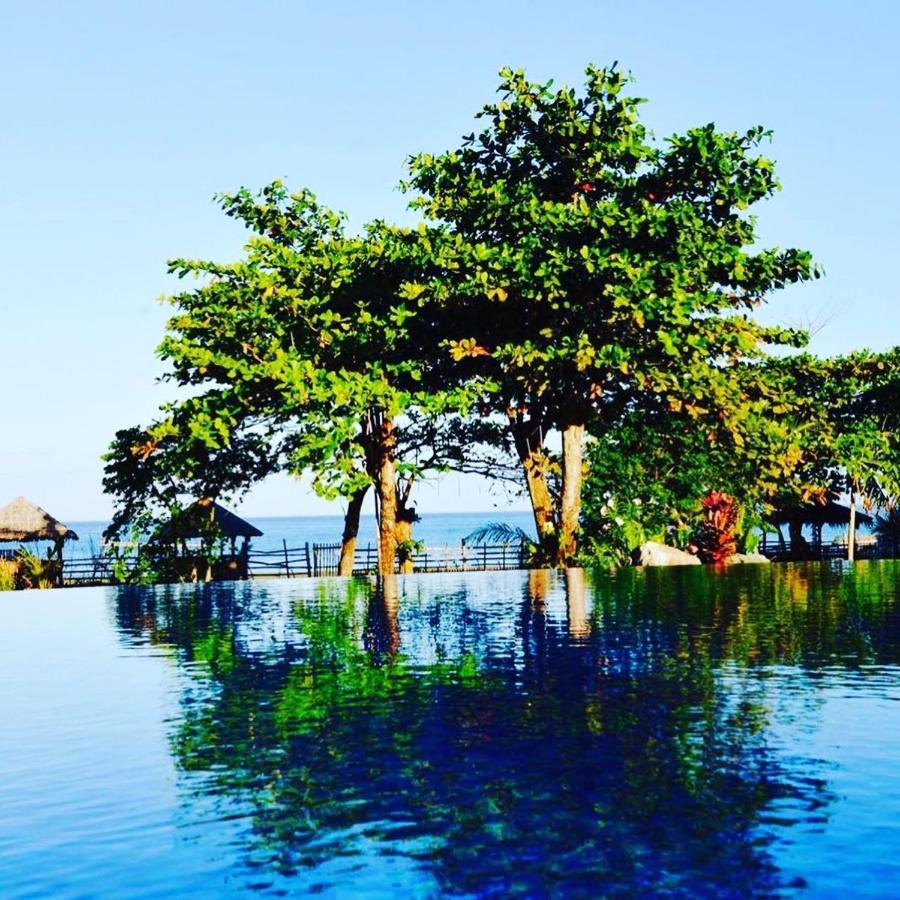 Vistapaloma Beach Resort Odiong Ngoại thất bức ảnh