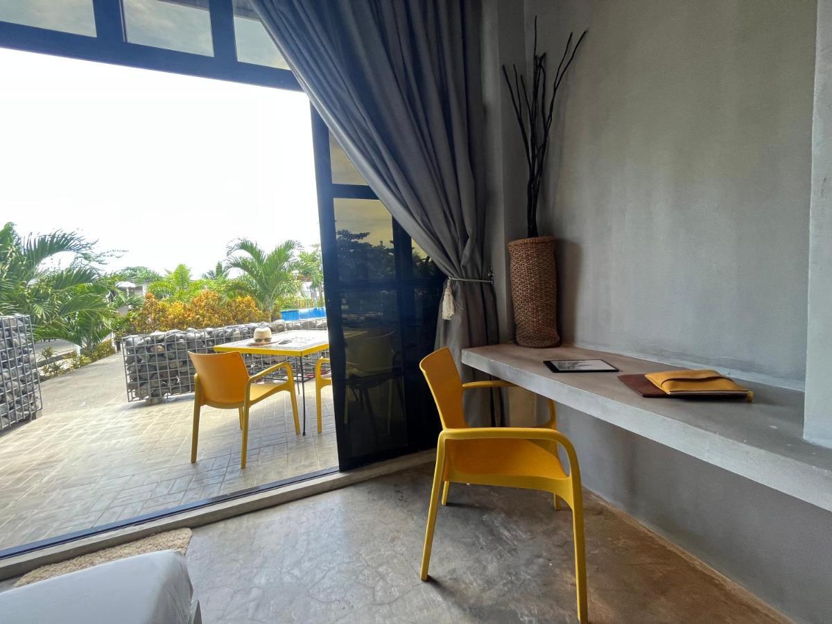 Vistapaloma Beach Resort Odiong Ngoại thất bức ảnh