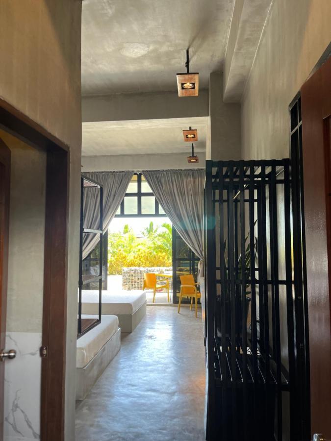 Vistapaloma Beach Resort Odiong Ngoại thất bức ảnh