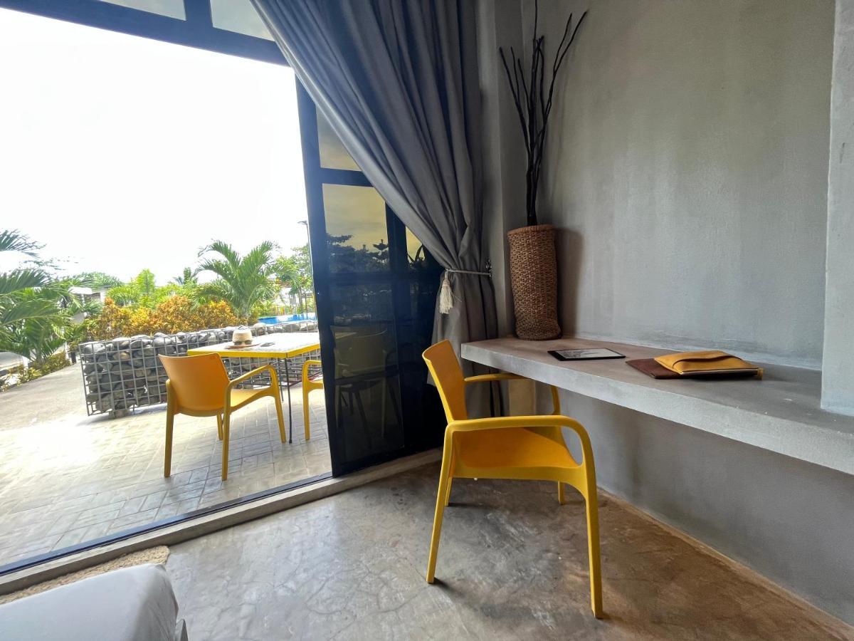 Vistapaloma Beach Resort Odiong Ngoại thất bức ảnh