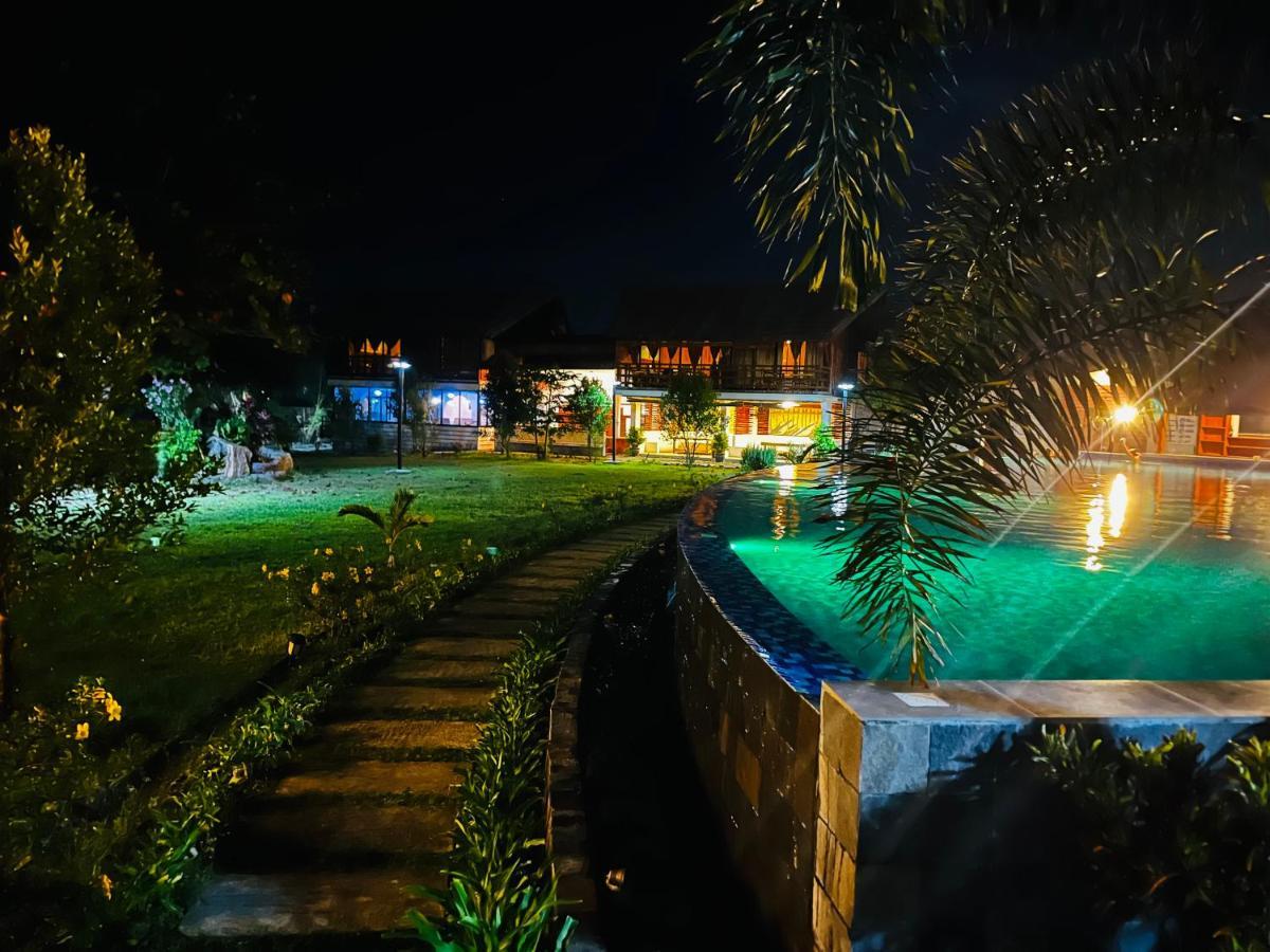 Vistapaloma Beach Resort Odiong Ngoại thất bức ảnh