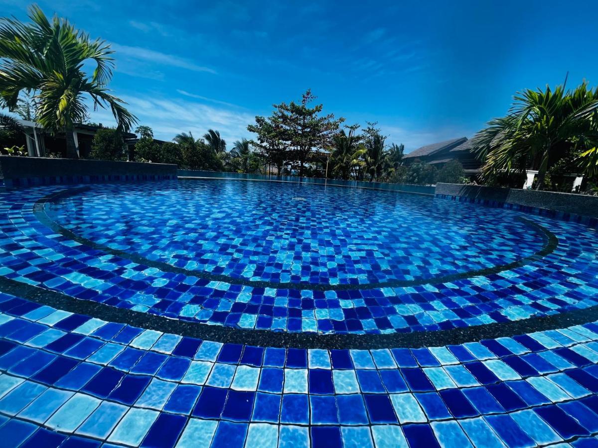 Vistapaloma Beach Resort Odiong Ngoại thất bức ảnh