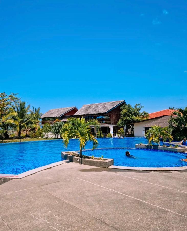 Vistapaloma Beach Resort Odiong Ngoại thất bức ảnh